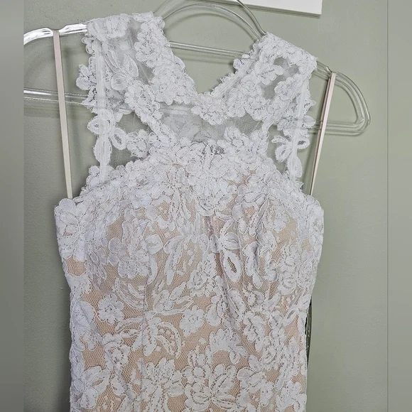La Femme Women's Long White Lace Mermaid Sheer Halter Neck Gown, Size 0 - Picture 4 of 12